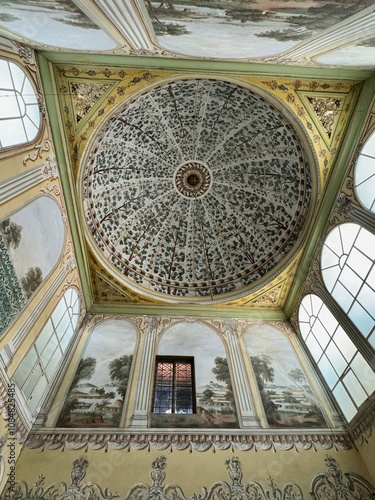 Obraz na płótnie Beautiful dome in harem of topkapi Palace in Istanbul, Turkey w salonie