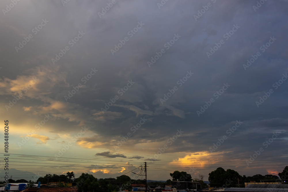 Fototapeta premium Beautiful sunset sky with clouds in the evening. Colorful sky.