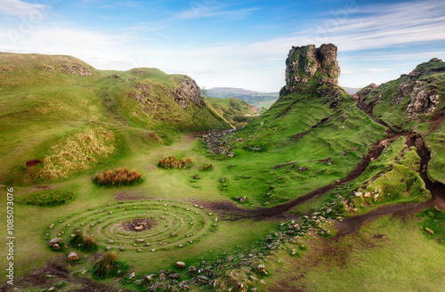 Cuadro en lienzo Fairy Glen Skye Island Scotland landscape summer colors