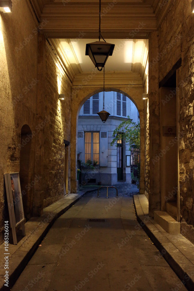 Fototapeta premium Rue Saint-Paul - Marais quarter - Fourth arrondissement - Paris - France
