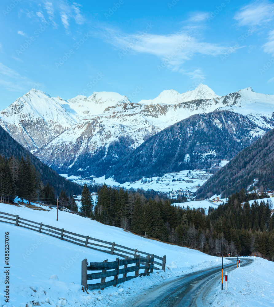 Fototapeta premium Winter mountain country landscape (Austria).