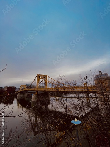 Obraz na płótnie bridge over river