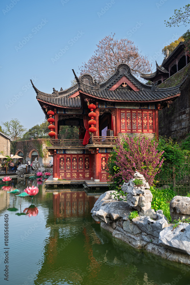 Fototapeta premium chinese temple in the garden