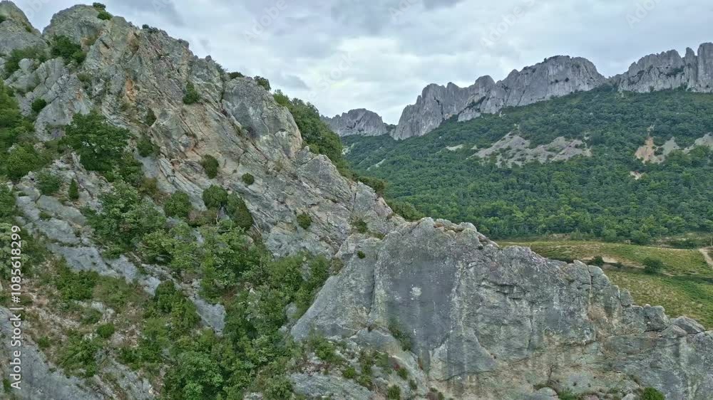 Les Dentelles de Montmirail - Mountains in Provence, France Les Dentelles de Montmirail - Mountains in Provence, France