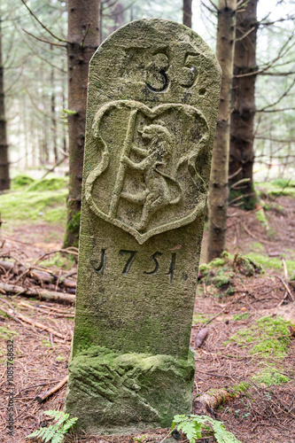 Grenzstein am Bleßberg  mit dem Eisfelder Wappen aus dem Jahr 1751 photo