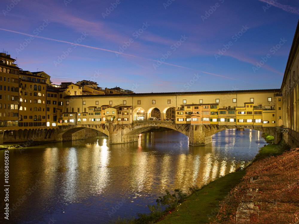Ponte Vecchio at dusk in Florence, Italy Ponte Vecchio at dusk in Florence, Italy