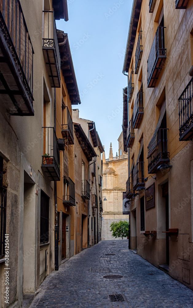 Calles de la ciudad de Segovia en Castilla y León, España Calles de la ciudad de Segovia en Castilla y León, España