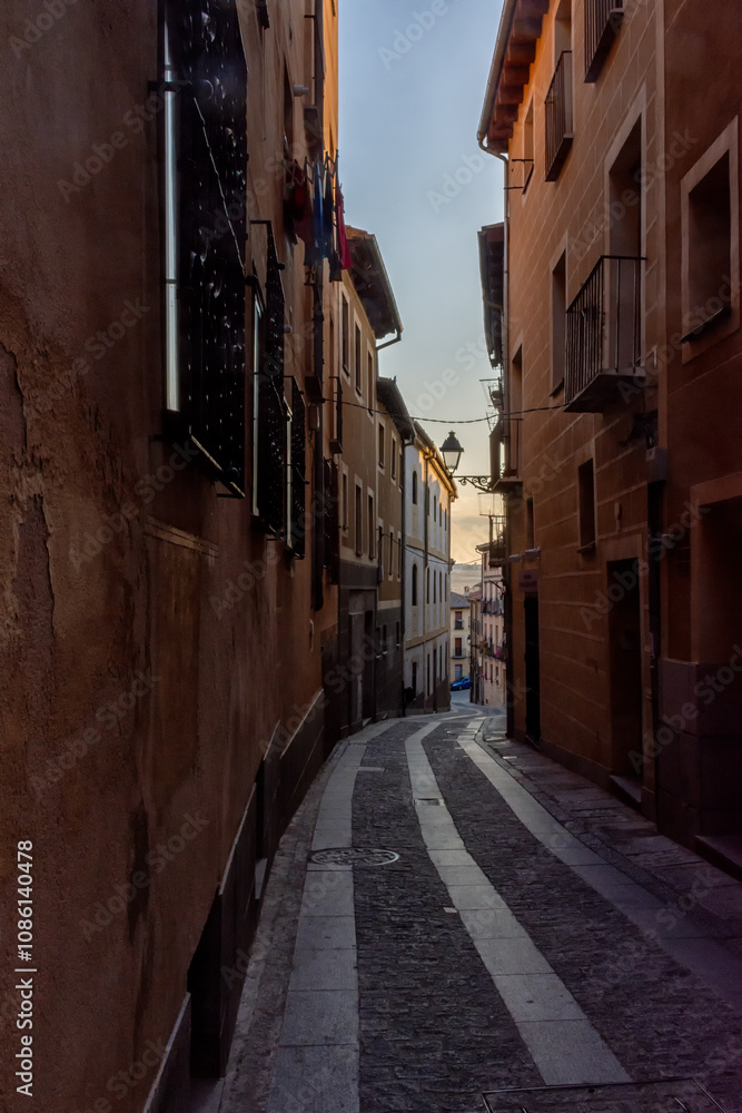 Calles de la ciudad de Segovia en Castilla y León, España Calles de la ciudad de Segovia en Castilla y León, España