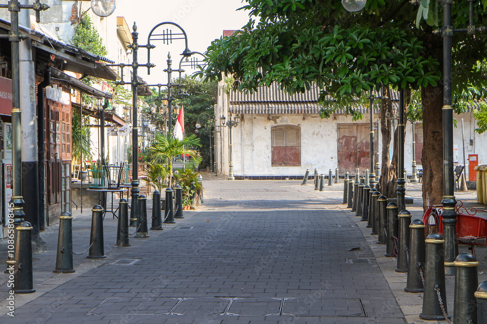 Obraz premium Kota Lama or Old City, Semarang downtown street with old historical building