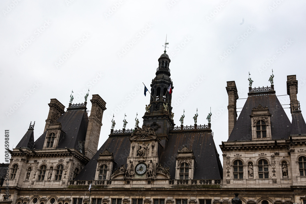 VIew to the Paris city hall, Mairie de Paris VIew to the Paris city hall, Mairie de Paris