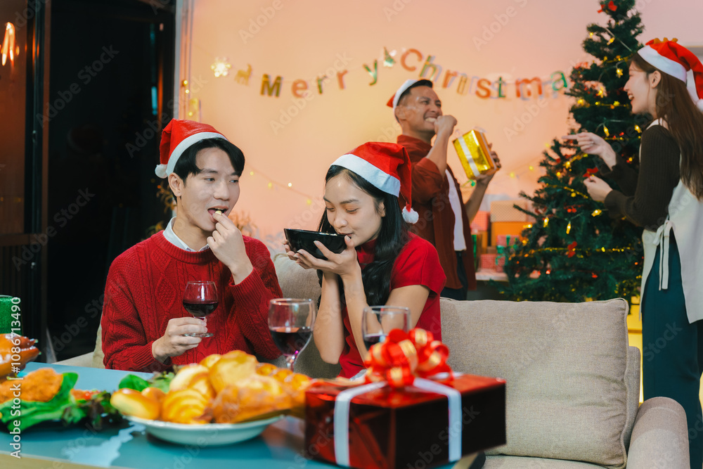 drinks and conversation, celebrating together at Merry Christmas. drinks and conversation, celebrating together at Merry Christmas.