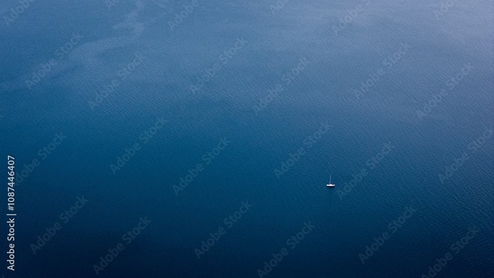 Obraz premium Arctic sea minimalism