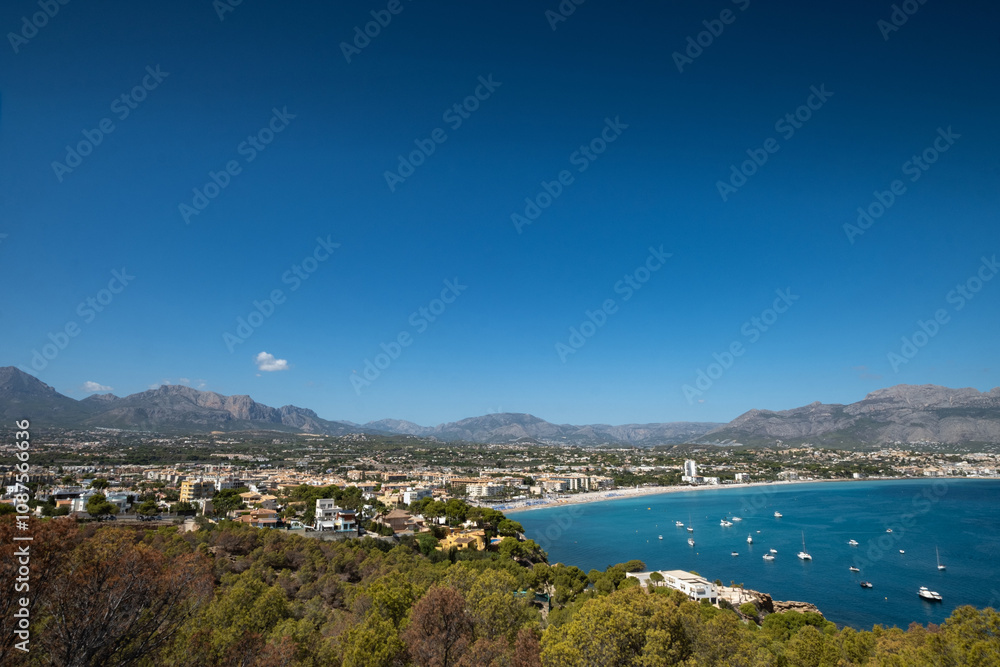 Fototapeta premium landscape view of the natural sea bay