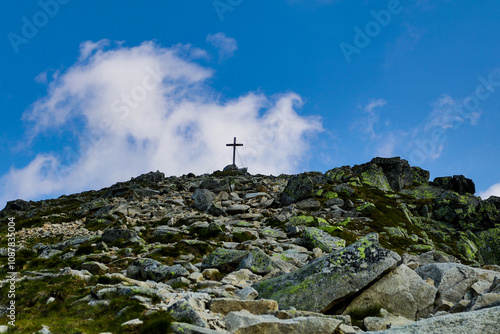 Fototapeta Naklejka Na Ścianę i Meble -  A walk in the Tatra National Park.