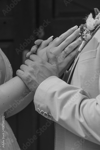 Hochzeitsmuster und Ringe 