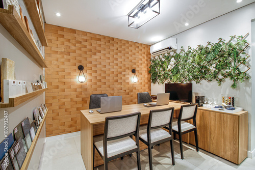 Plakat reception, room with decorated computer