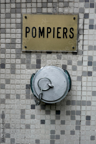 Bouchon avec verrou camlock pour gaine pompiers photo