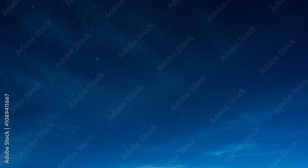 Obraz premium Cloudy sky over Dolomites, background.