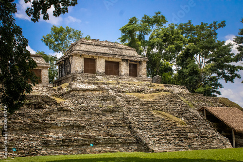 Mayan Ruins (Palenque, Chiapas. Mex)