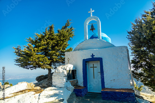 Obraz na płótnie Wanderung auf den höchsten Punkt der griechischen Insel Kos in der Süd Ägäis - dem Mount Dikeos - Griechenland w salonie