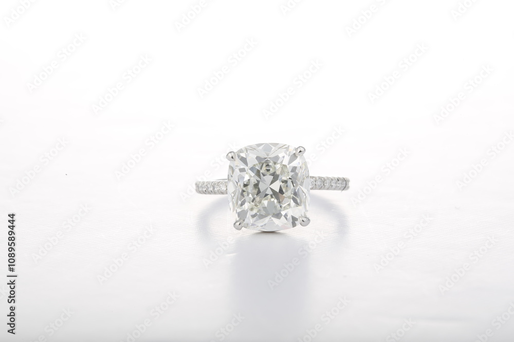 Diamond Engagement Ring Diamond Engagement Ring