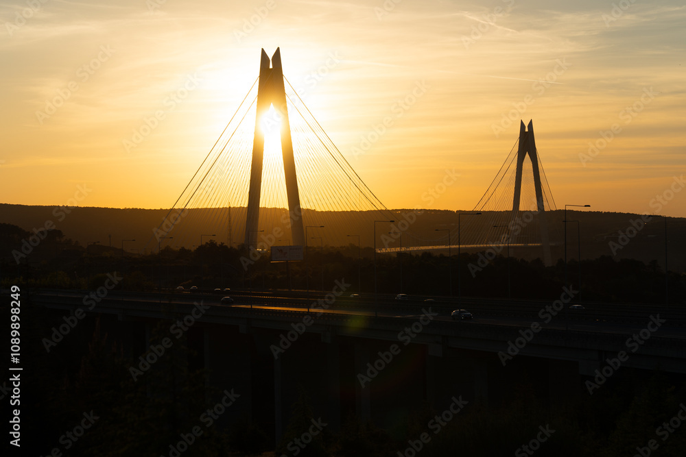 Obraz premium Yavuz Sultan Selim Bridge in Istanbul, Turkiye