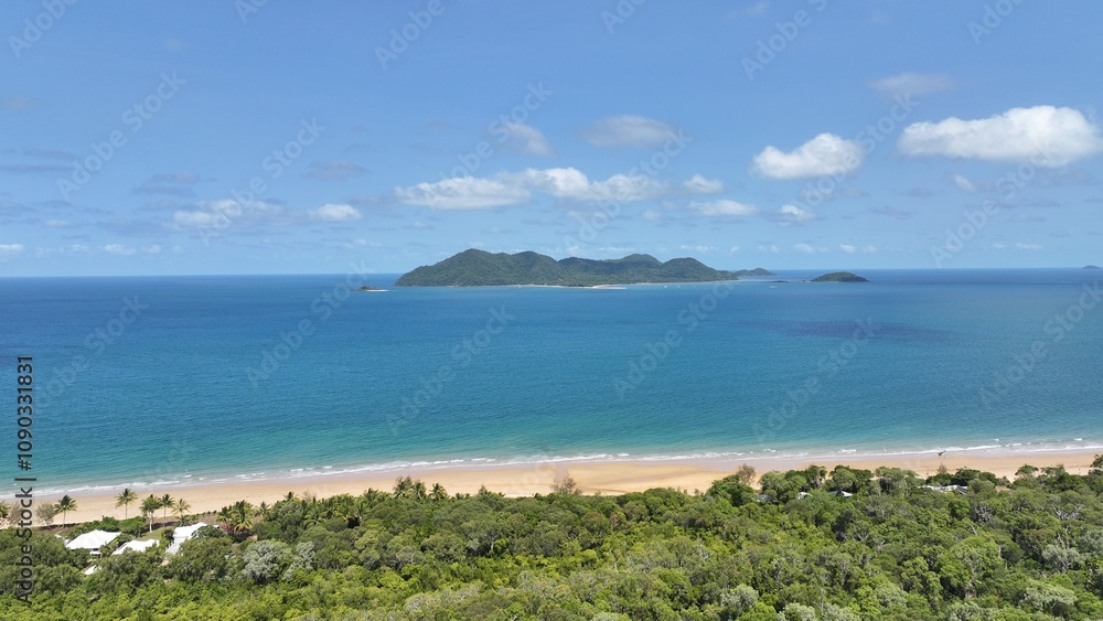 Obraz premium Aerial photo of South Mission Beach Queensland Australia