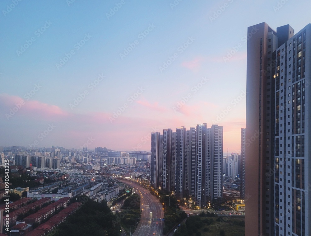 Obraz premium 해질녘 도시