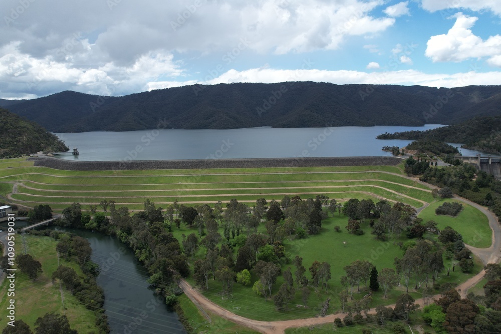 Obraz premium Aerial photo of Eildon wall Victoria Australia