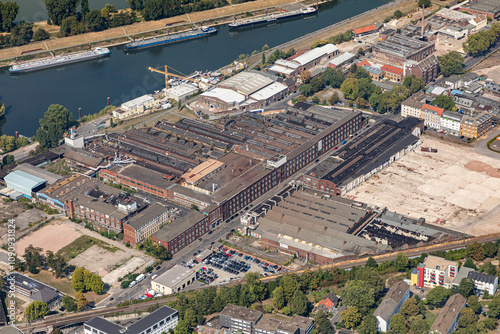 Das Gelände rund um die Gasmotorenfabrik Deutz im Süden von Köln Mühlheim wird zu einem großflächigen Neubaugebiet. Es grenzt direkt an die Deutzer Werft und das Messegelände an der Zoobrücke. photo