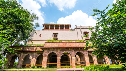 Kaliadeh Sun temple and Kaliadeh Palace is a palace located on the banks of Shipra in Ujjain, Madhya Pradesh. It is one of the most famous historical landmarks of Ujjain.