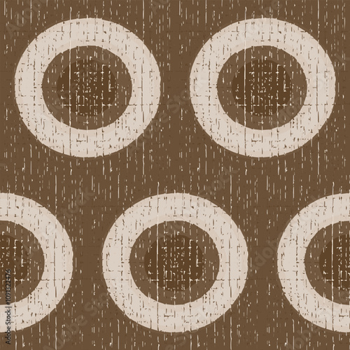 Rustic abstract wood slice seamless vector pattern background. Brown ecru target rings craquelure textured backdrop. Wood textured geometric repeat for cabincore products, men fashion