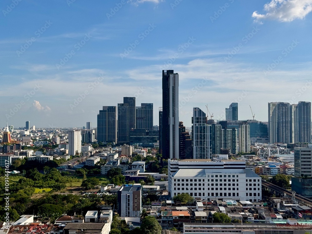 Obraz premium Skyline of Sukhumvit road Bangkok the capital of thailand
