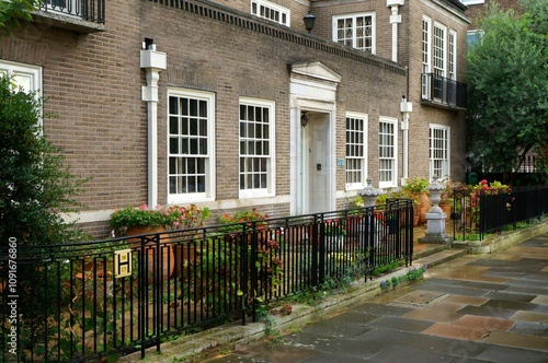 London - Clarendon Place photo