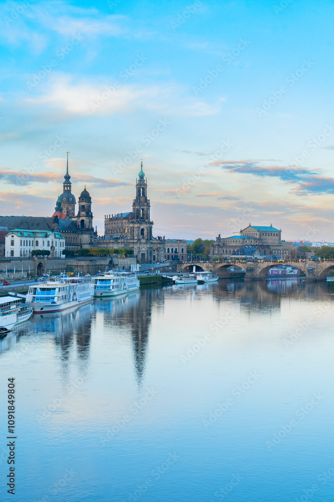 Fototapeta premium Embankment of Dresden, Germany