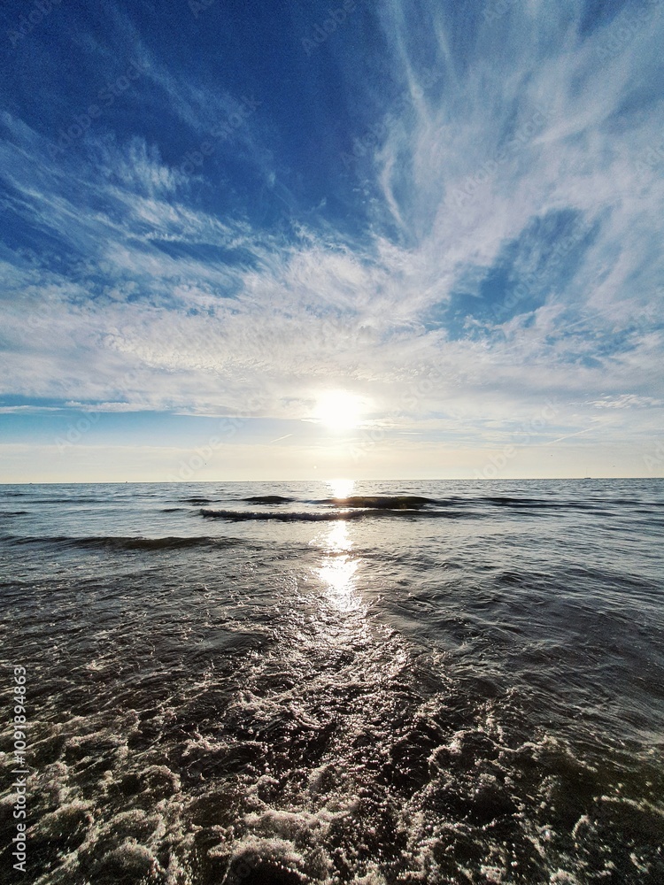 Obraz premium sunset over the sea