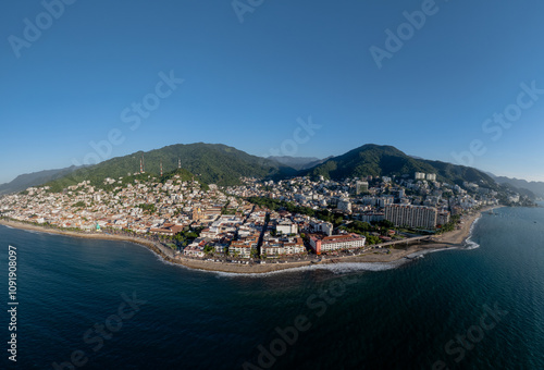 Wallpaper Mural Puerto Vallarta Centro desde el mar Torontodigital.ca