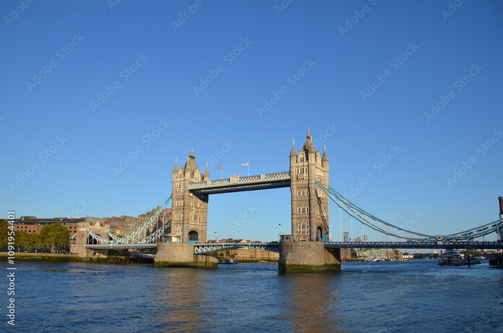 Fototapeta premium London, England, United Kingdom - October 2024: Tower Bridge is a bascule, suspension bridge built between 1886 and 1894. One of the prominent symbols of the United Kingdom.