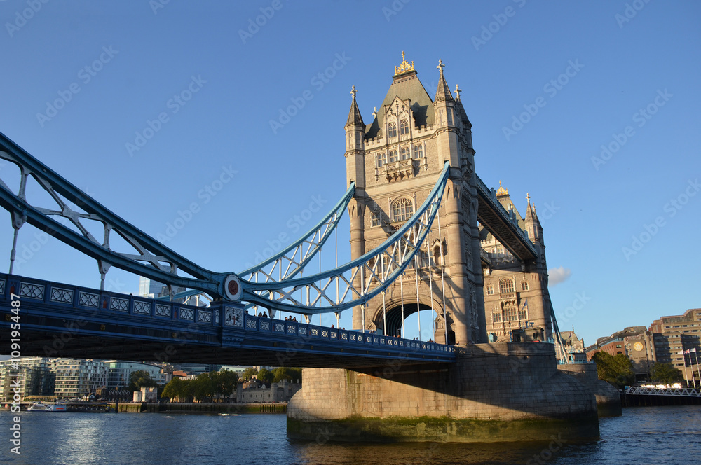 Fototapeta premium London, England, United Kingdom - October 2024: Tower Bridge is a bascule, suspension bridge built between 1886 and 1894. One of the prominent symbols of the United Kingdom.