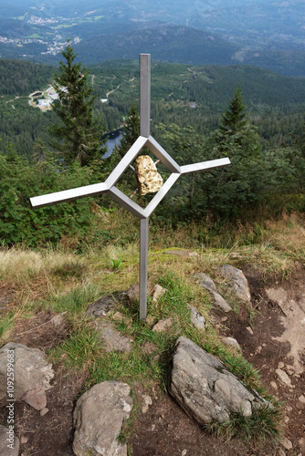 Kreuz am Mittagsplatzl im Bayerischen Wald, Bayern, Deutschland photo