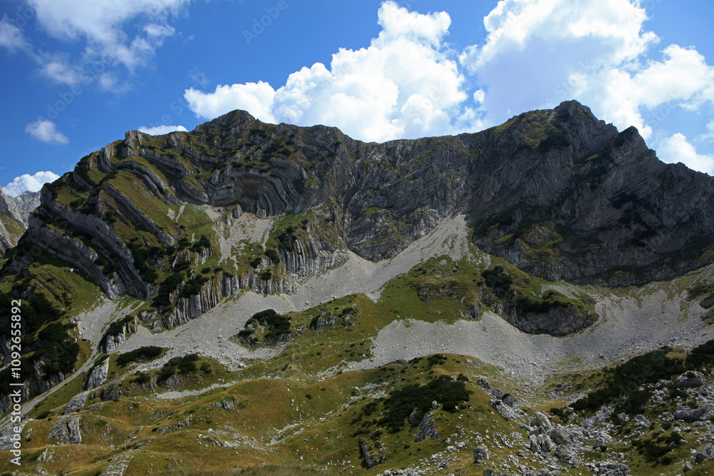 Fototapeta premium Folding rocks in Durmitor National Park in Montenegro