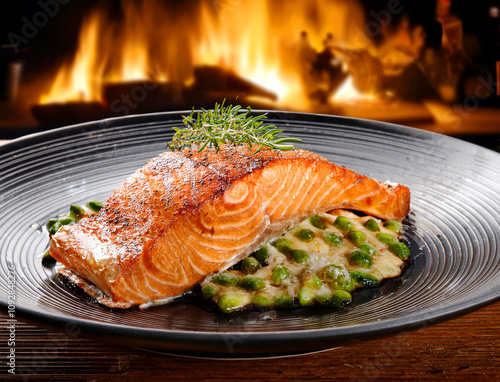 サーモンソテー