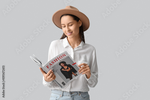 Beautiful young woman in st...