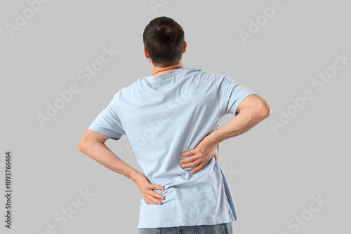 Young man suffering from pa...