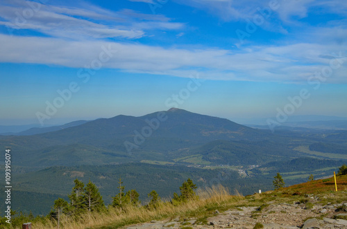 Fototapeta Naklejka Na Ścianę i Meble -  picturesque and wonderful views on the way to Pilsko in the Beskid Mountains