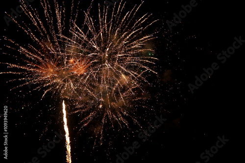 Wallpaper Mural fireworks in the sky Torontodigital.ca