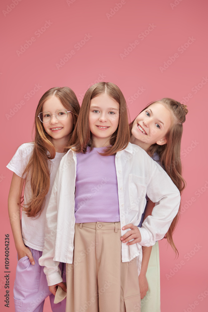 Obraz premium carefree children girls