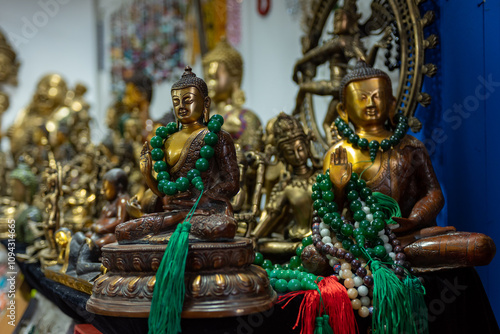 Wallpaper Mural Selling Of Indian Souvenirs on A Stall At The Market Torontodigital.ca