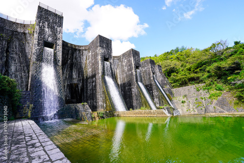 豊稔池堰堤（香川県観音寺市）