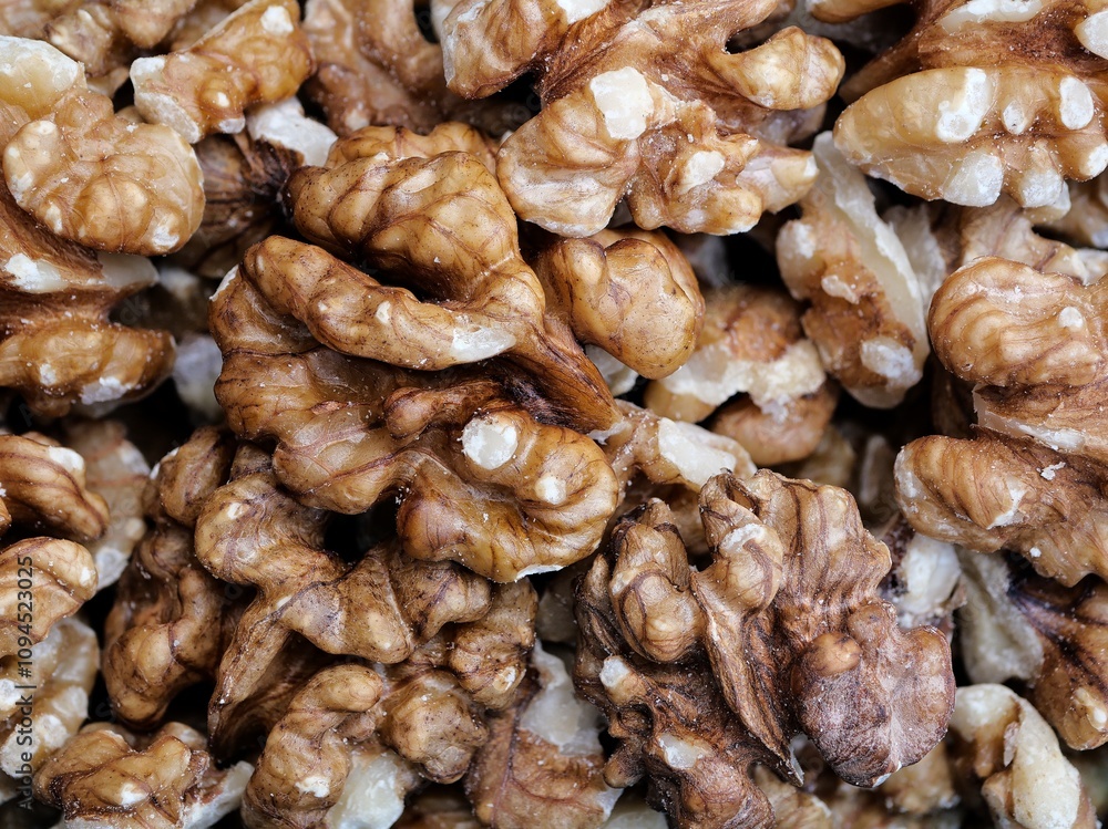 Walnuts - rich in omega-3 fatty acids. Ideal for snacking, baking, salads. Strengthens heart, brain, skin. Walnuts - rich in omega-3 fatty acids. Ideal for snacking, baking, salads. Strengthens heart, brain, skin.